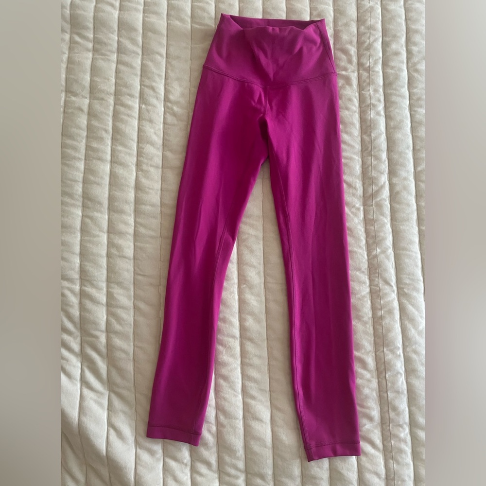 Lululemon atomic pink align leggings  size 2 inseam 25” GREAT CONDITION